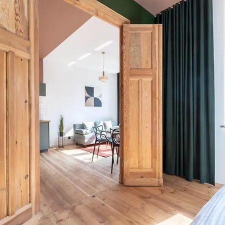 Retro Point Jezyce *